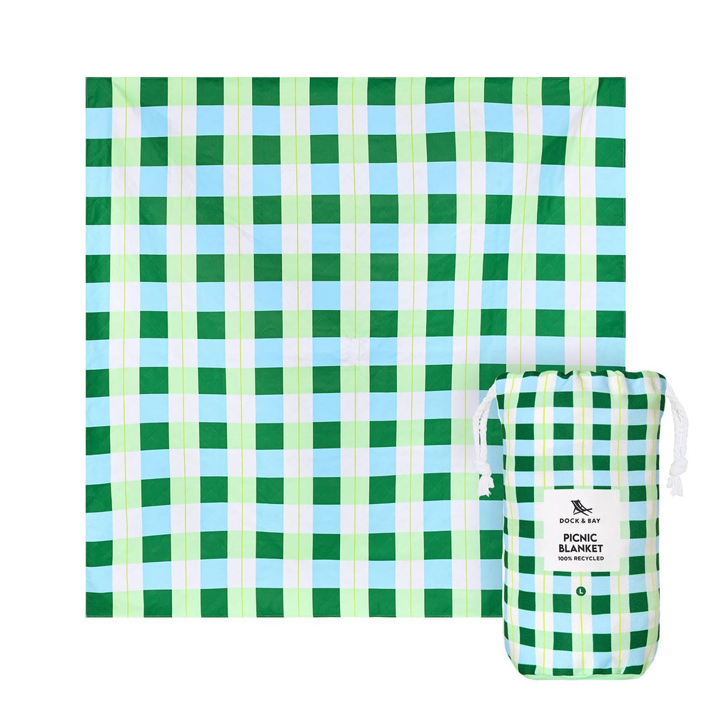 Water-Resistant Picnic Blanket – Quick-Dry & Packable